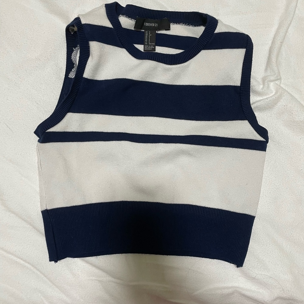 Crop high neck tank
